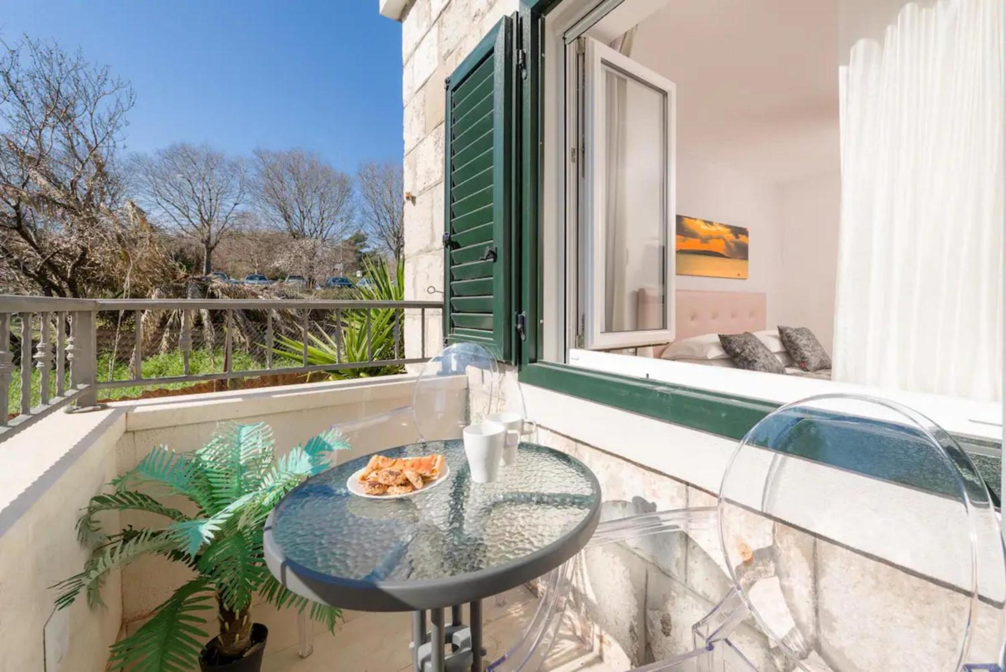 Guesthouse Bepa スプリト エクステリア 写真